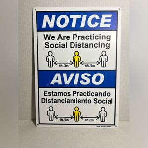 English/ Spanish NOTICE: WE ARE PRACTICING SOCIAL DISTANCING. Vinyl Sign Decal